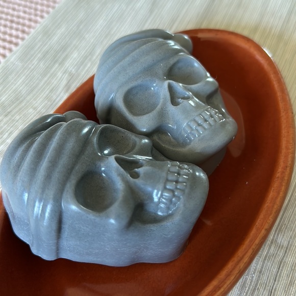 Hand Crafted Soap Charcoal eucalyptus - Picture 3 of 4